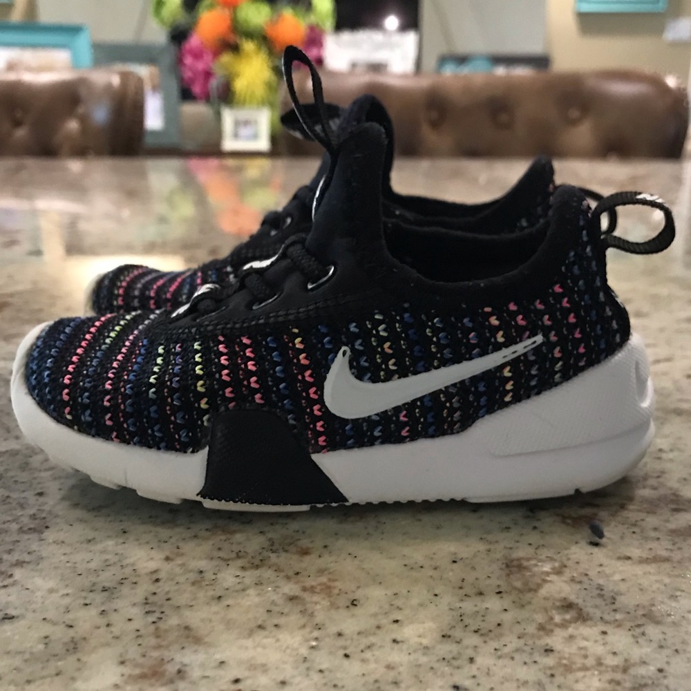 Nike Sneakers size 7T